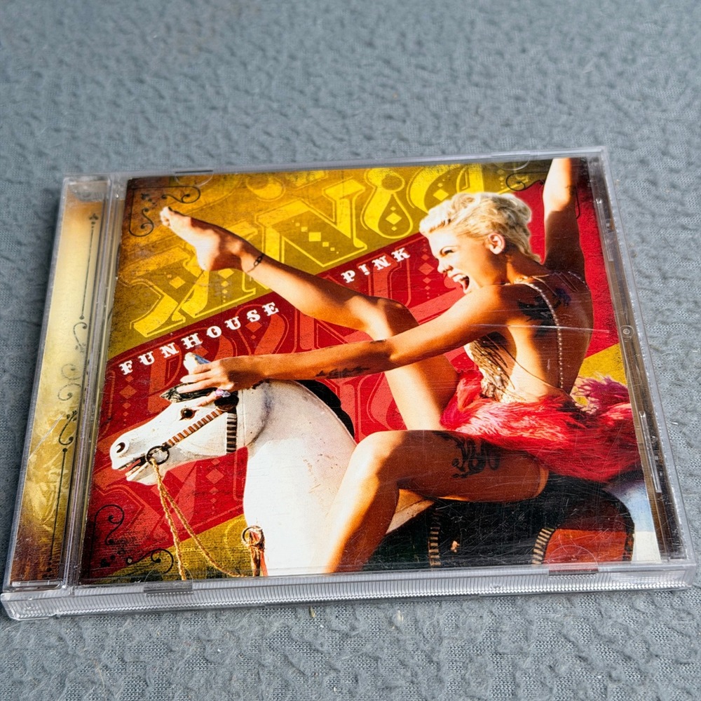 Pink Funhouse CD 2008 LaFace Records Pop Rock So What Sober 88697-37143-2